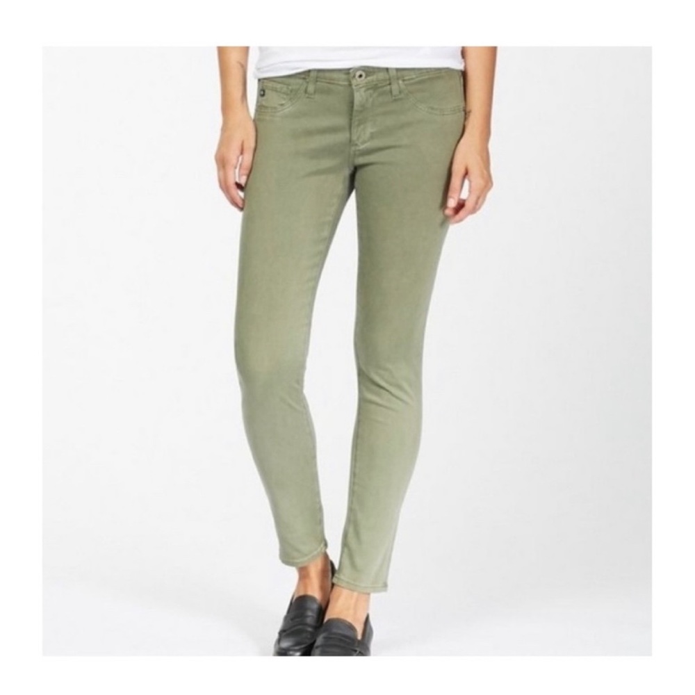 AG super skinny legging ankle jean size 24.